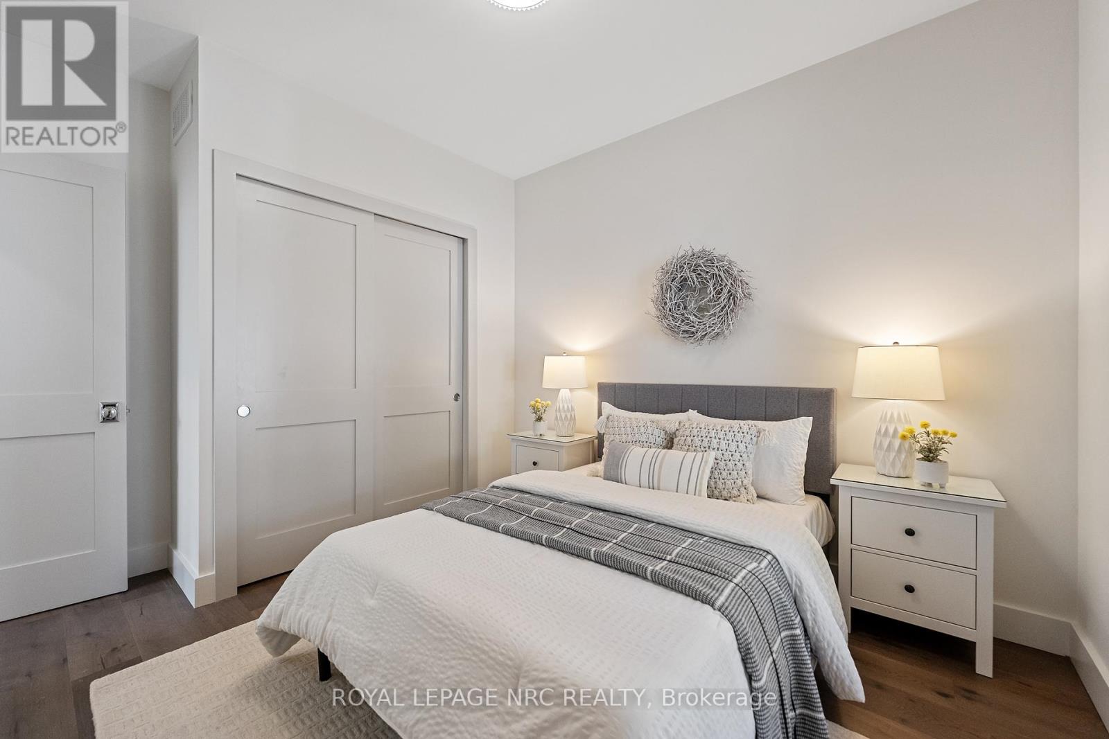281 Elmwood Avenue, Fort Erie, Ontario  L0S 1B0 - Photo 19 - X12455695