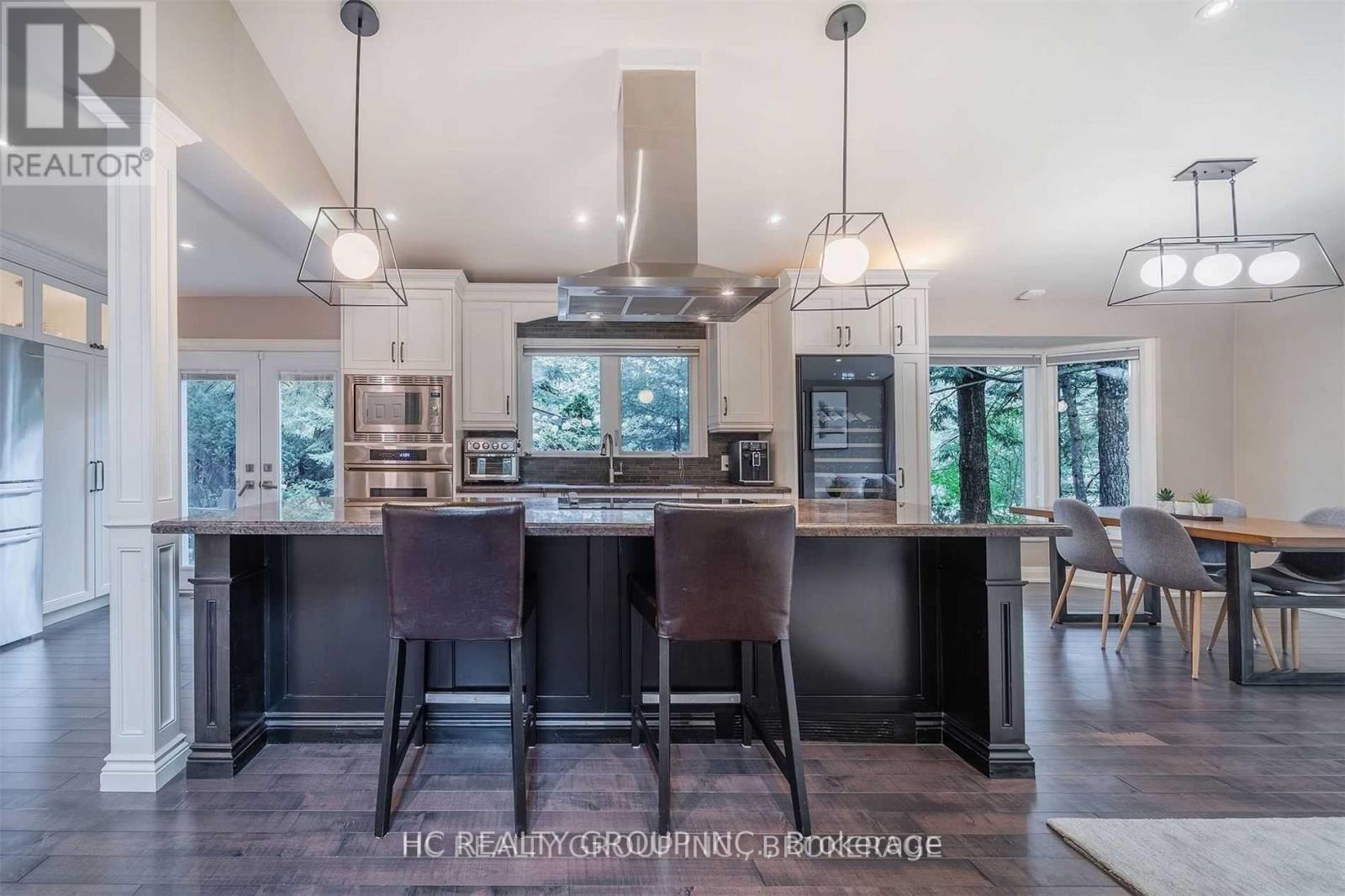 1513 Merrow Road, Mississauga, Ontario  L5J 3C4 - Photo 13 - W12457900