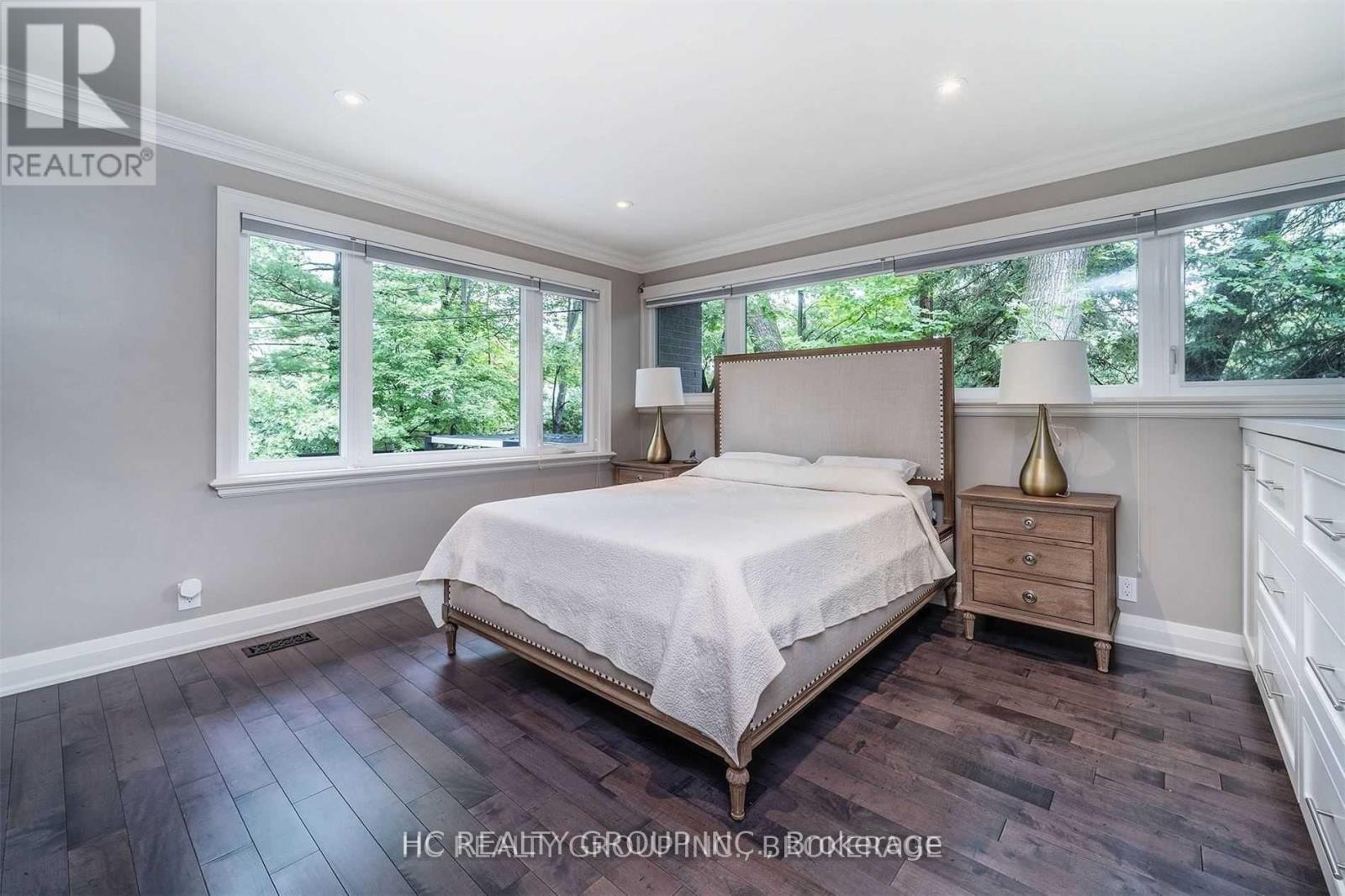 1513 Merrow Road, Mississauga, Ontario  L5J 3C4 - Photo 18 - W12457900