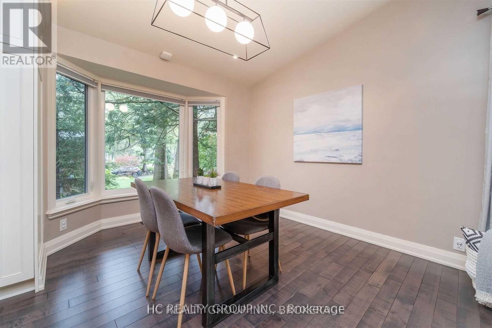 1513 Merrow Road, Mississauga, Ontario  L5J 3C4 - Photo 15 - W12457900
