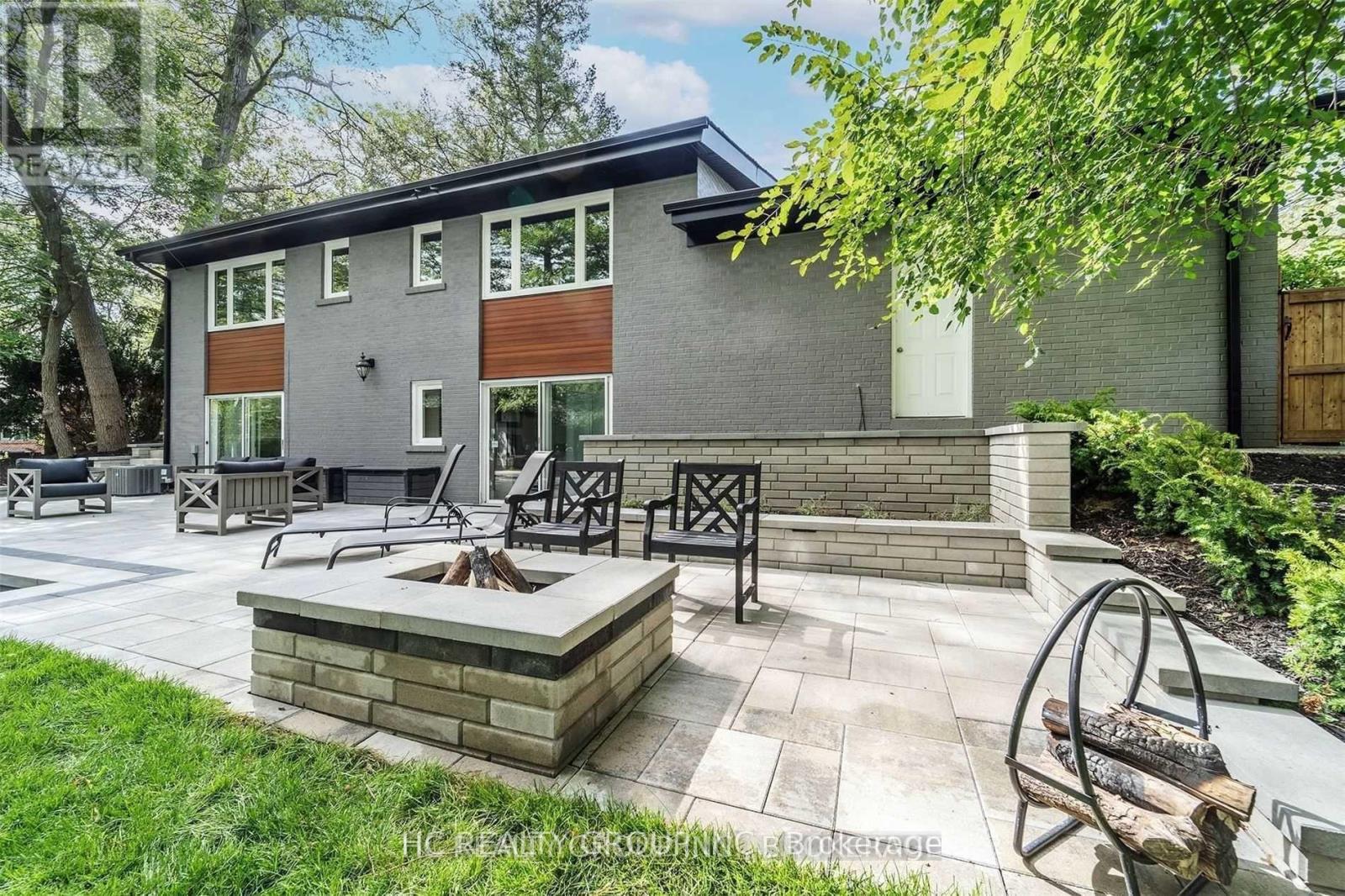 1513 Merrow Road, Mississauga, Ontario  L5J 3C4 - Photo 24 - W12457900
