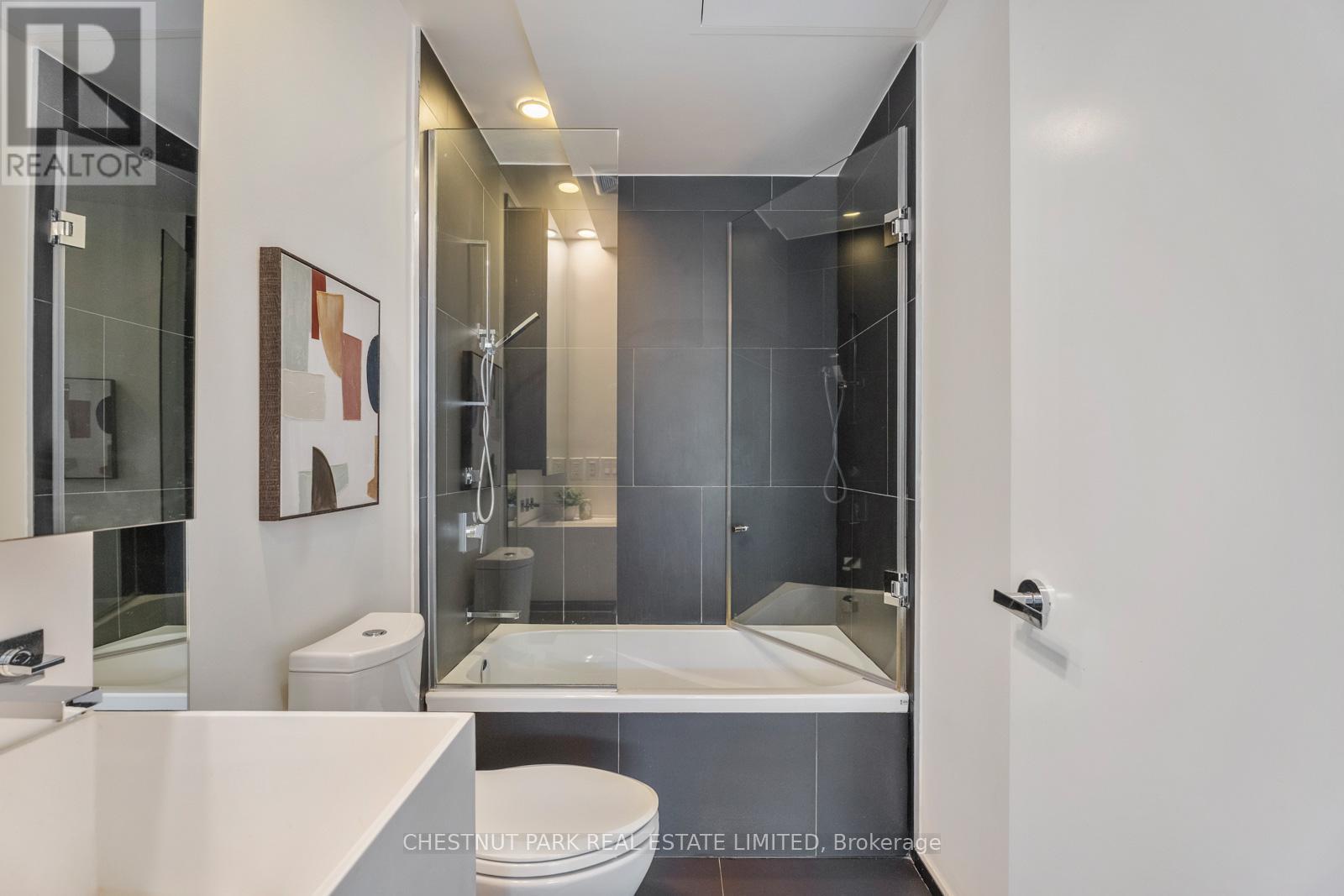 303 - 1 Bloor Street E, Toronto, Ontario  M4W 0A8 - Photo 22 - C12457948