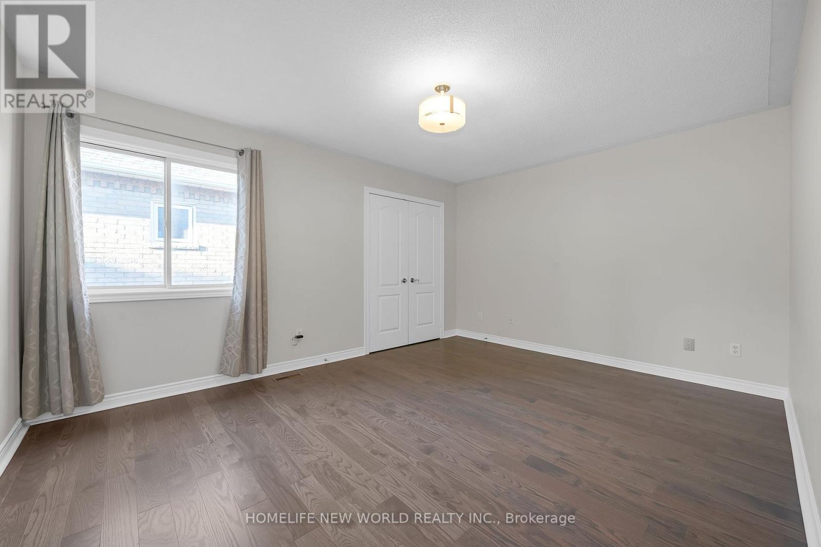 99 Clarendon Drive, Richmond Hill, Ontario  L4B 3W5 - Photo 35 - N12457941