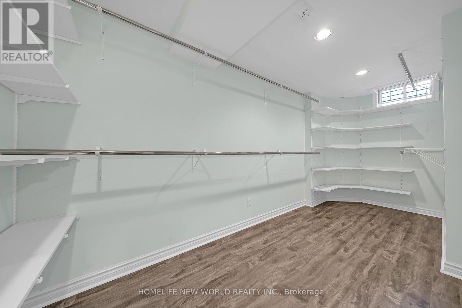99 Clarendon Drive, Richmond Hill, Ontario  L4B 3W5 - Photo 46 - N12457941