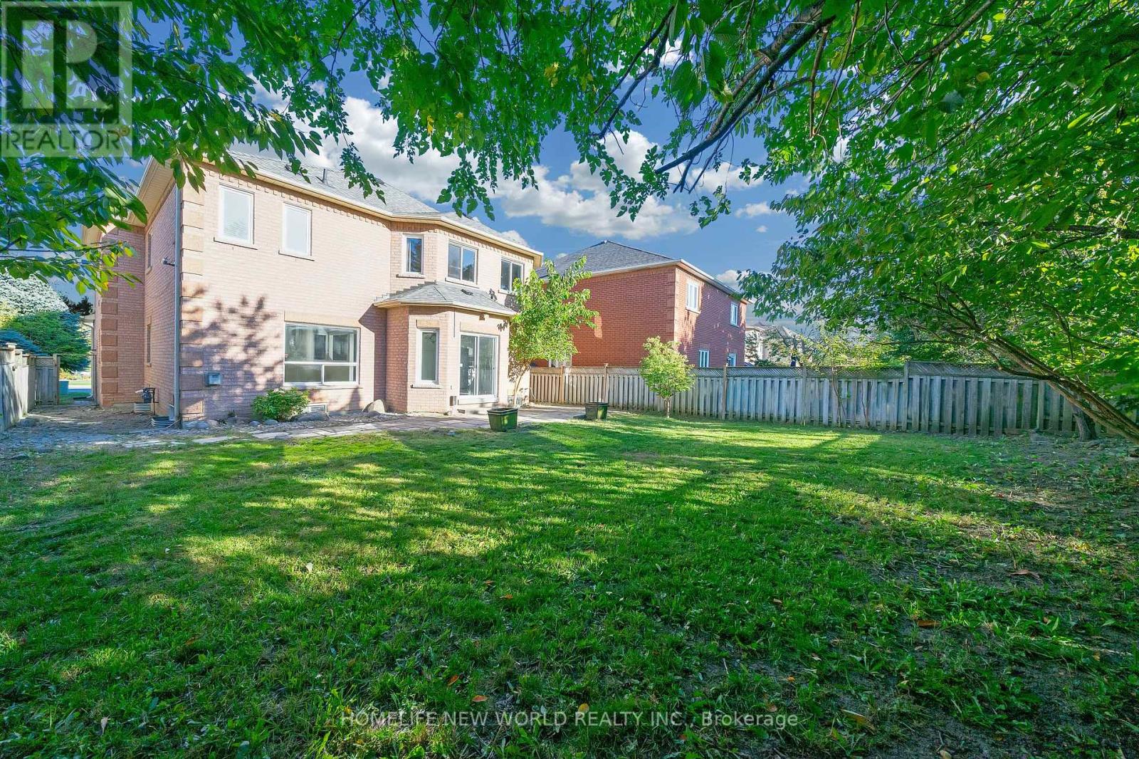 99 Clarendon Drive, Richmond Hill, Ontario  L4B 3W5 - Photo 48 - N12457941