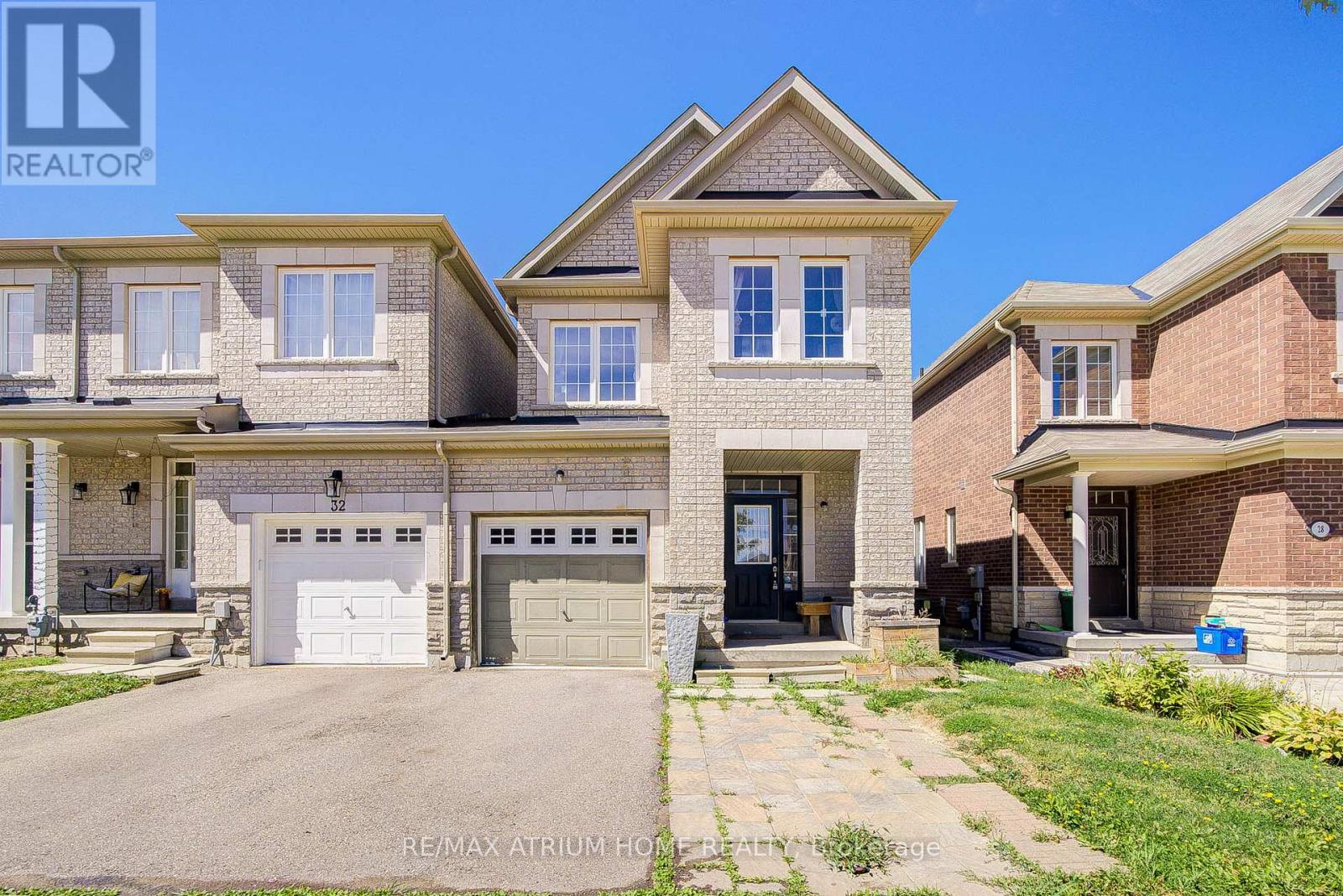30 LONDON PRIDE DRIVE, Richmond Hill, Ontario