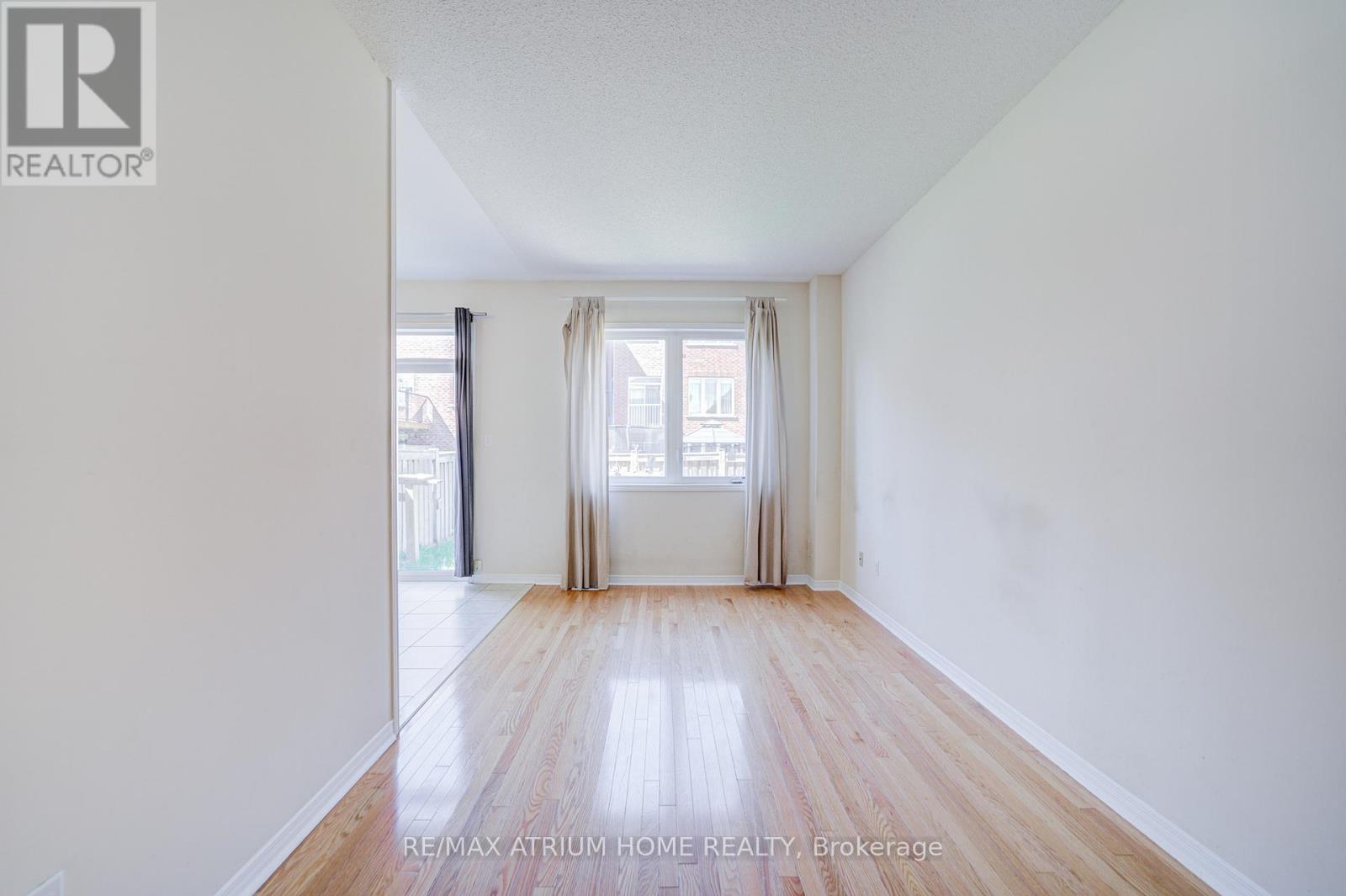 30 London Pride Drive, Richmond Hill, Ontario  L4E 0X2 - Photo 13 - N12457947