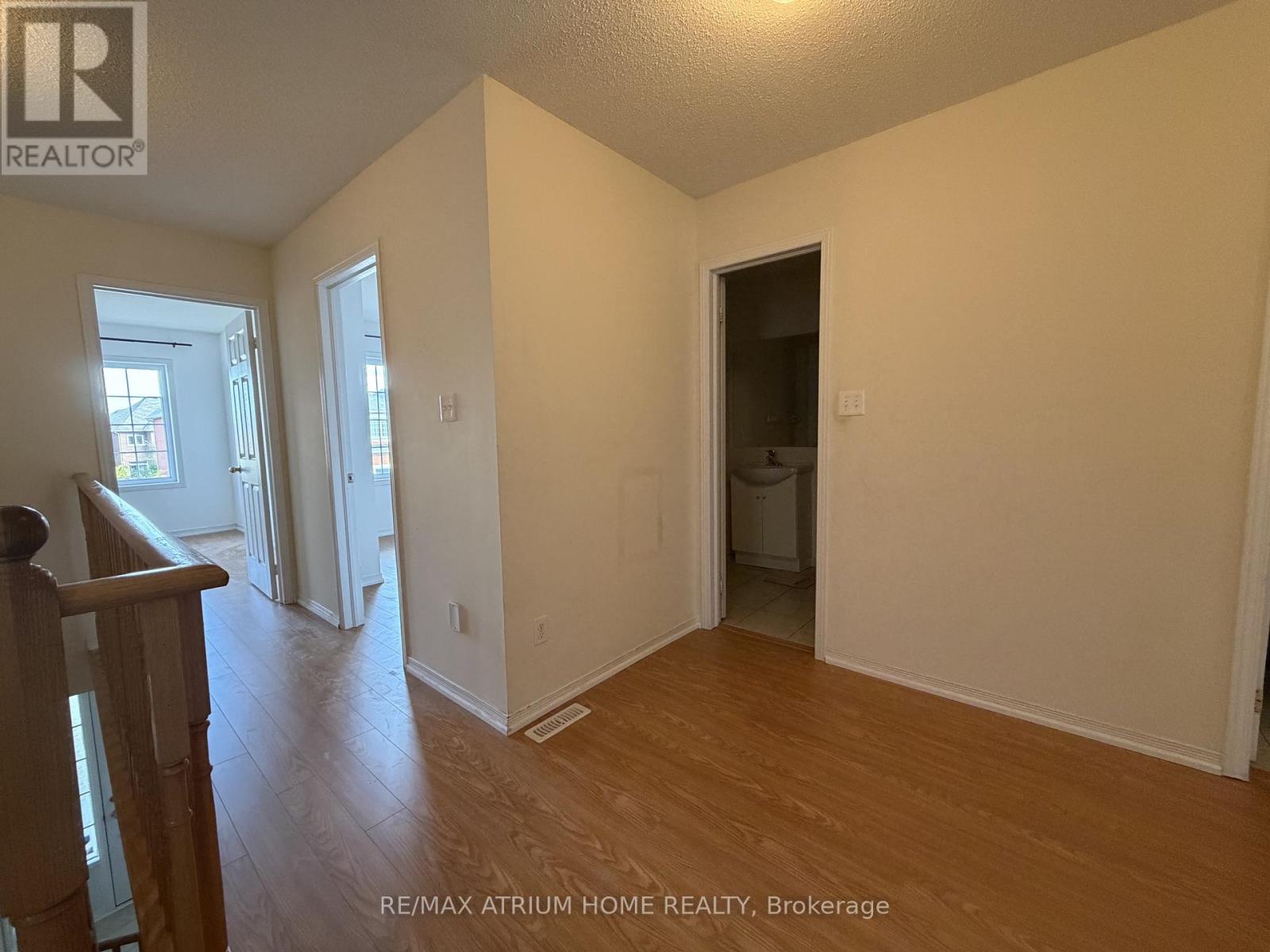 30 London Pride Drive, Richmond Hill, Ontario  L4E 0X2 - Photo 17 - N12457947