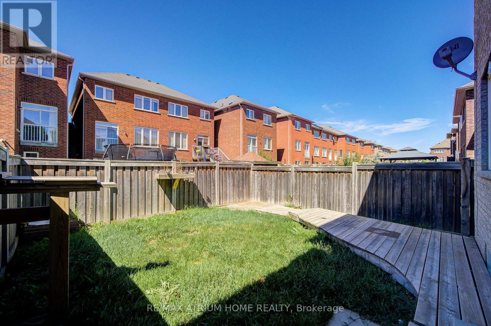 30 London Pride Drive, Richmond Hill, Ontario  L4E 0X2 - Photo 28 - N12457947