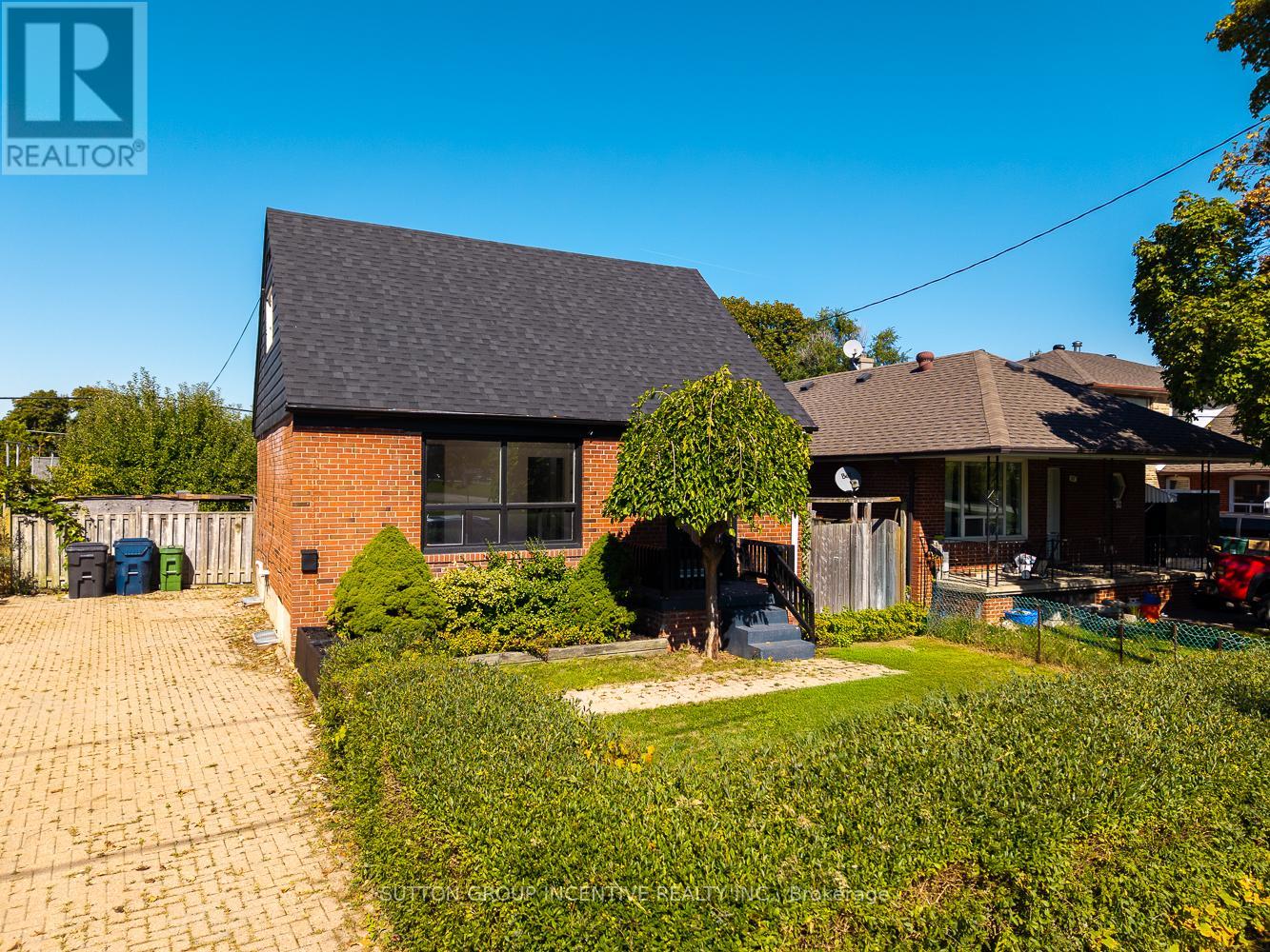 65 BARRHEAD CRESCENT, Toronto, Ontario