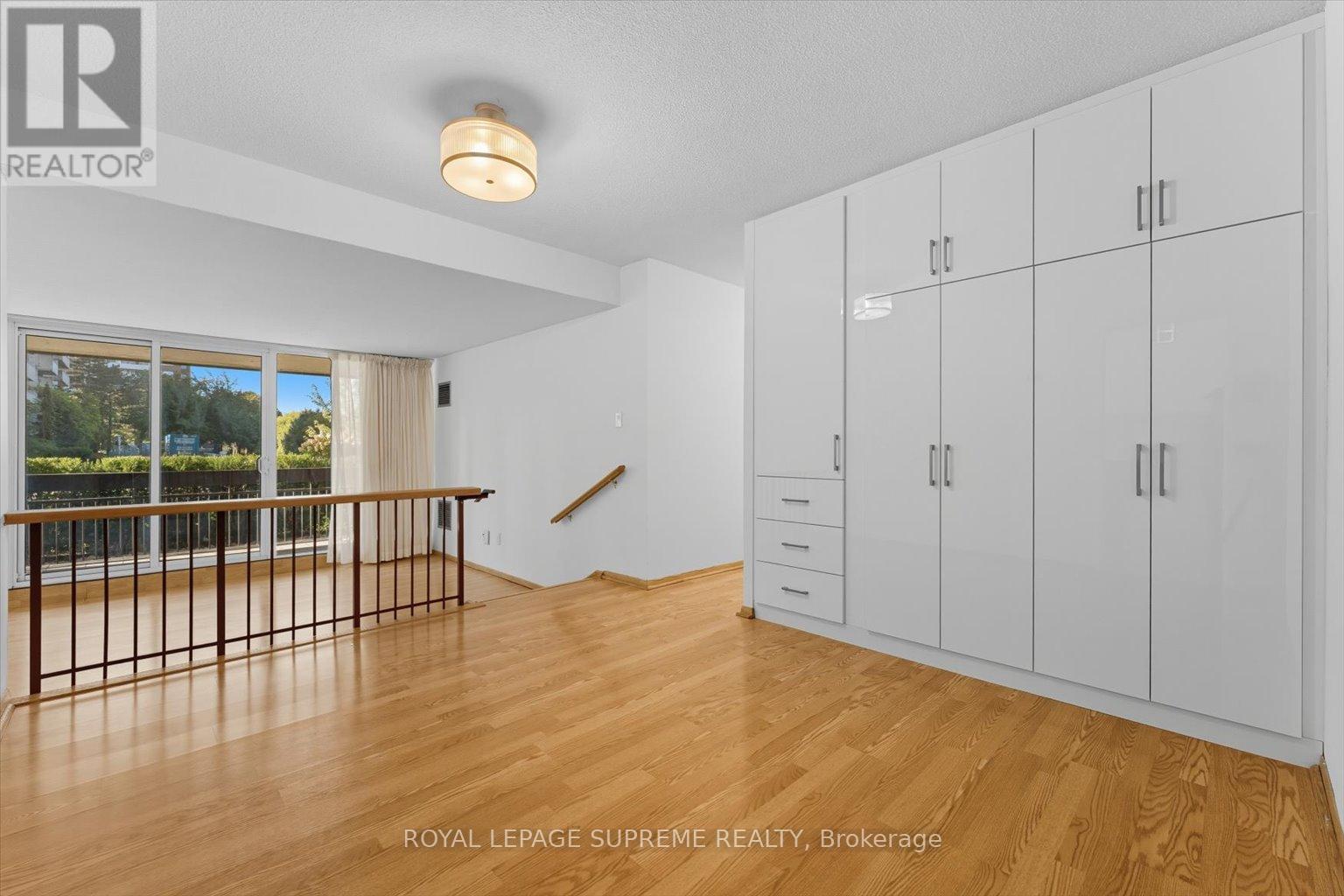 107 - 270 SCARLETT ROAD, Toronto, Ontario