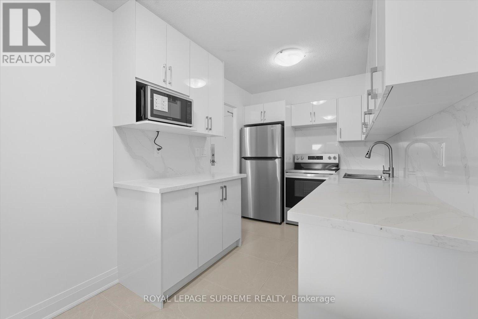 107 - 270 Scarlett Road, Toronto, Ontario  M6N 4X7 - Photo 11 - W12457945