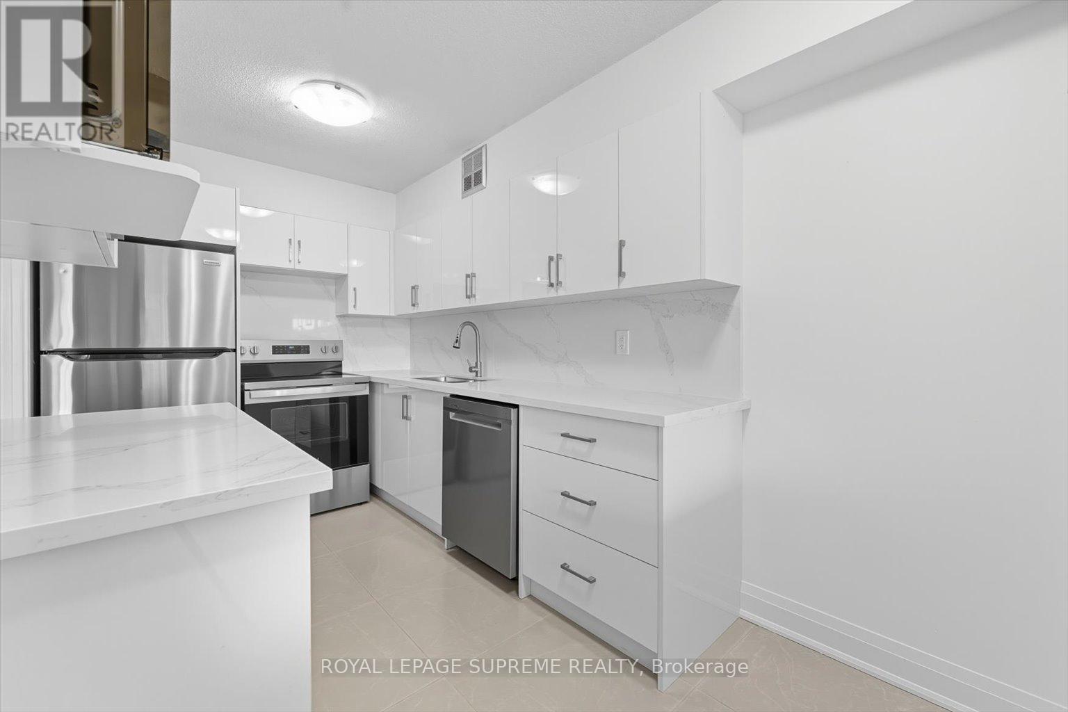 107 - 270 Scarlett Road, Toronto, Ontario  M6N 4X7 - Photo 12 - W12457945
