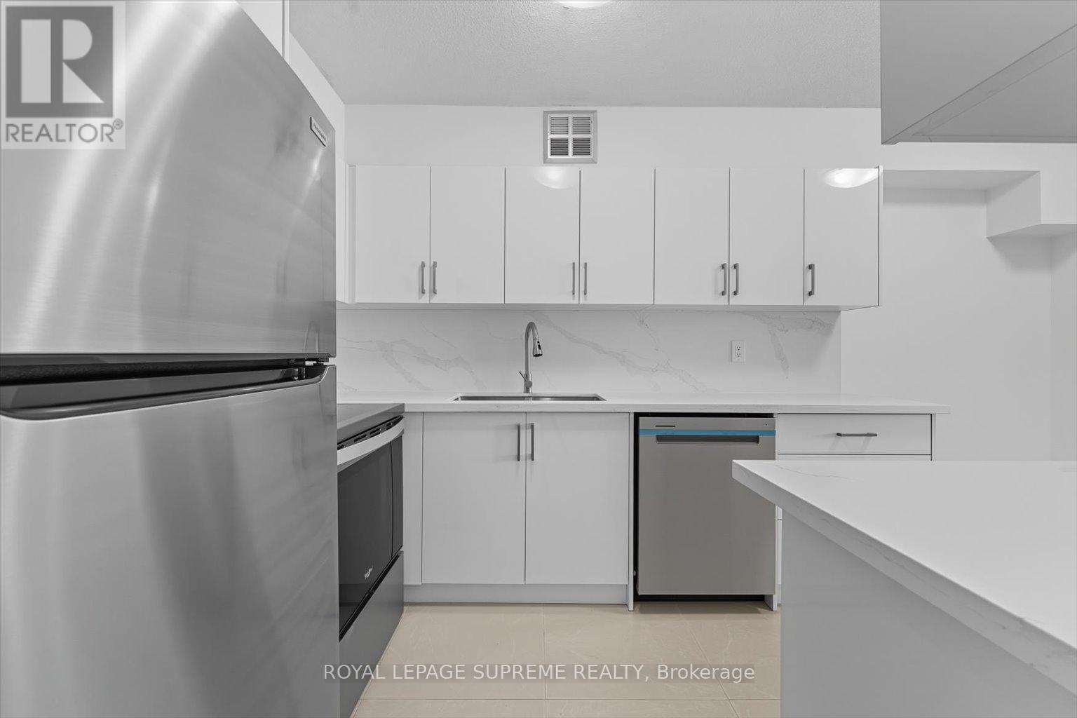 107 - 270 Scarlett Road, Toronto, Ontario  M6N 4X7 - Photo 15 - W12457945