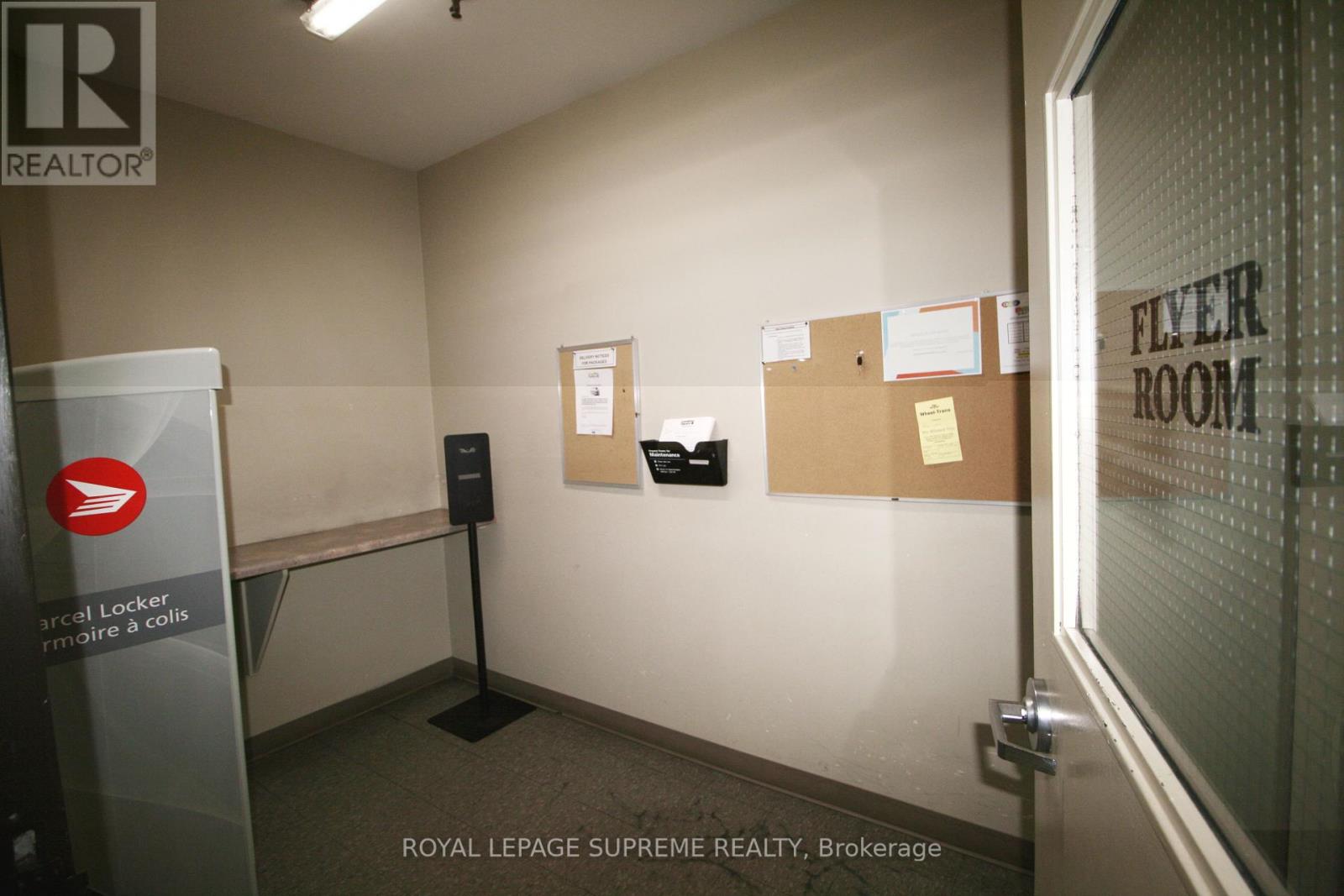 107 - 270 Scarlett Road, Toronto, Ontario  M6N 4X7 - Photo 38 - W12457945