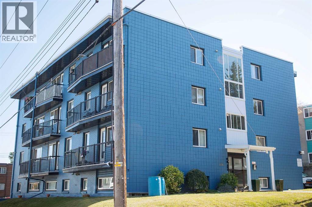 2, 2104 17 Street Sw, Calgary, Alberta  T2T 4M4 - Photo 7 - A2249583