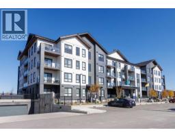 2106, 100 Banister Drive Wedderburn