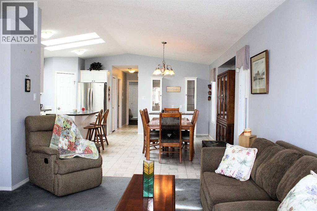 24 Noblefern Way, Sundre, Alberta  T0M 1X0 - Photo 11 - A2259876