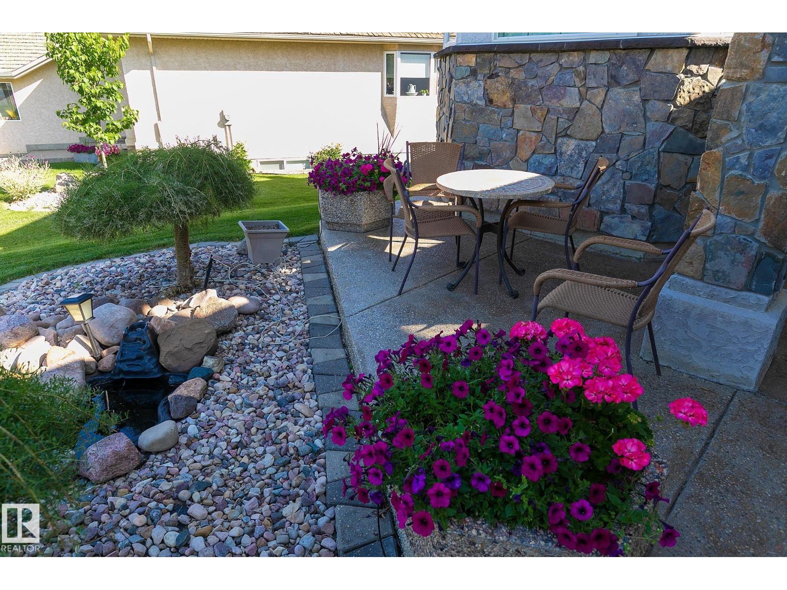7 Kingsbury Cr, St. Albert, Alberta  T8N 6W5 - Photo 2 - E4461795