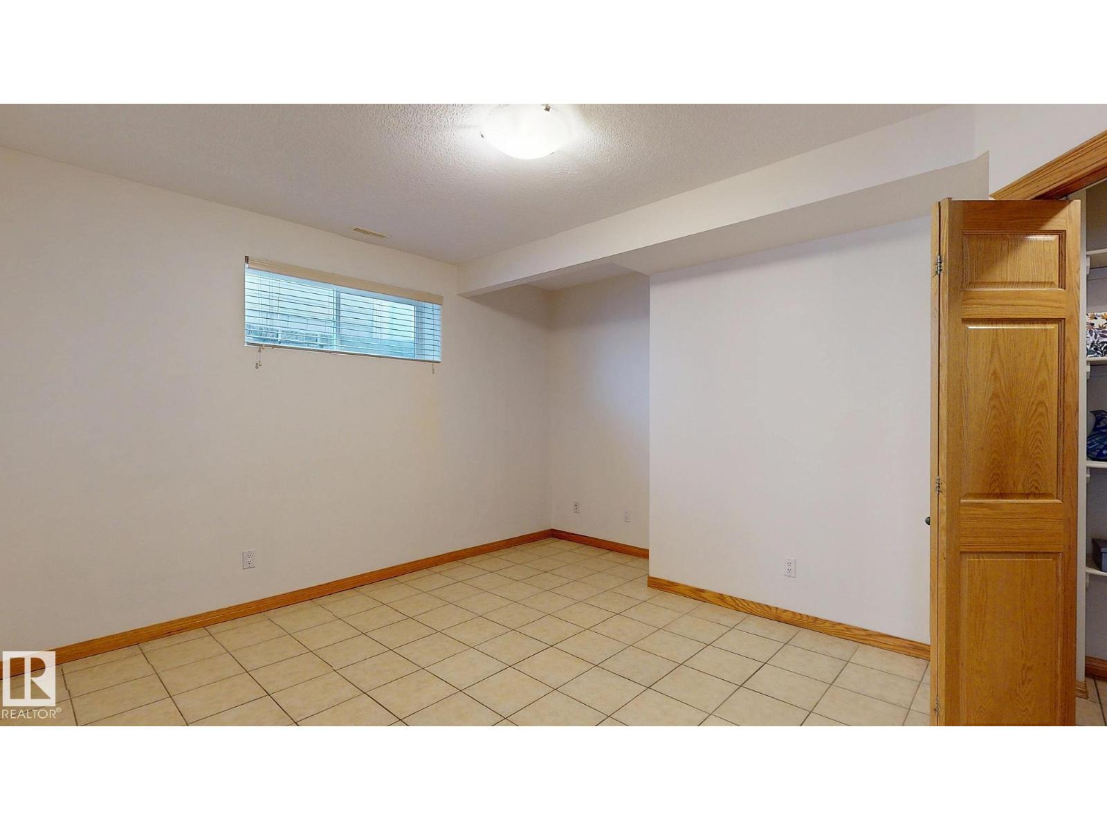 7 Kingsbury Cr, St. Albert, Alberta  T8N 6W5 - Photo 38 - E4461795