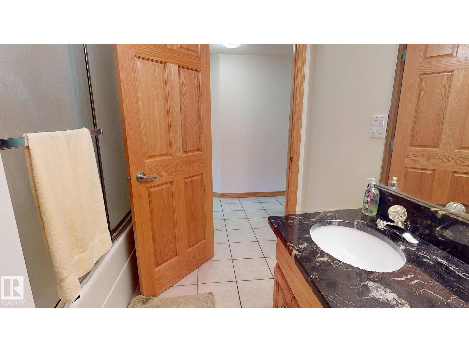 7 Kingsbury Cr, St. Albert, Alberta  T8N 6W5 - Photo 40 - E4461795