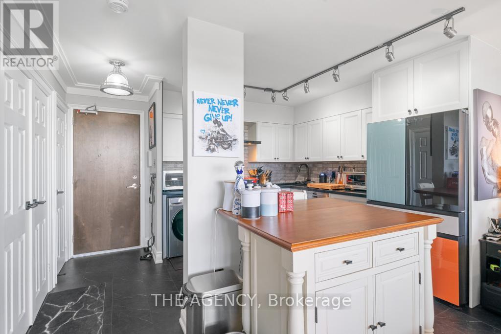 1207 - 5949 Yonge Street, Toronto, Ontario  M2M 3V8 - Photo 15 - C12457951