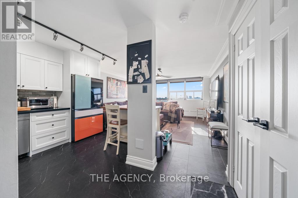 1207 - 5949 Yonge Street, Toronto, Ontario  M2M 3V8 - Photo 5 - C12457951