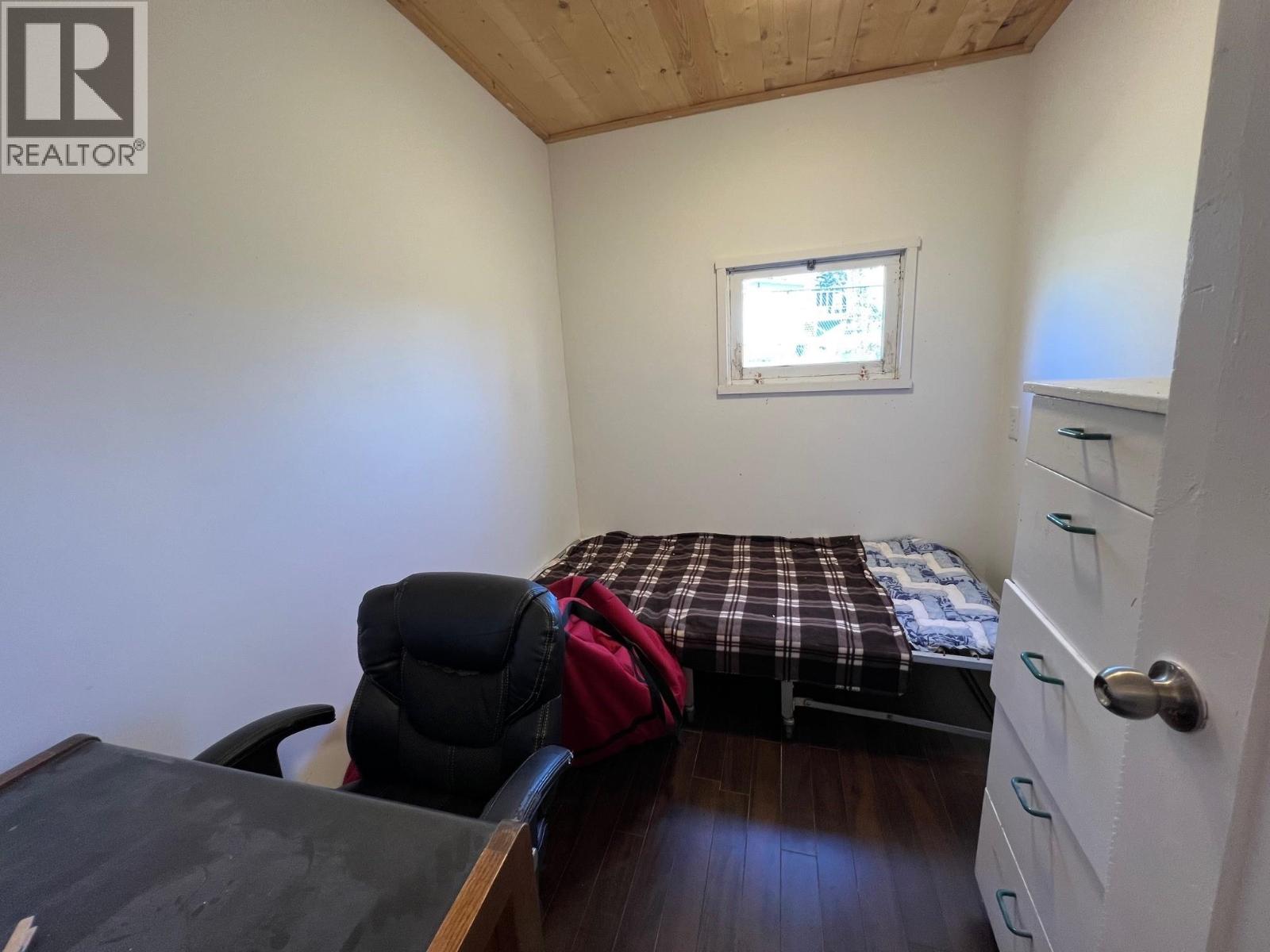 9201 Canyon Drive, Hudsons Hope, British Columbia  V0C 1V0 - Photo 10 - R3057145