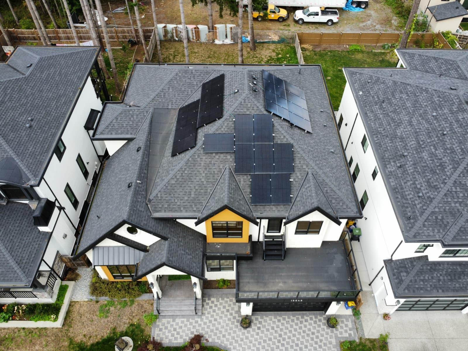 Property at 19649 31A AVENUE image 2