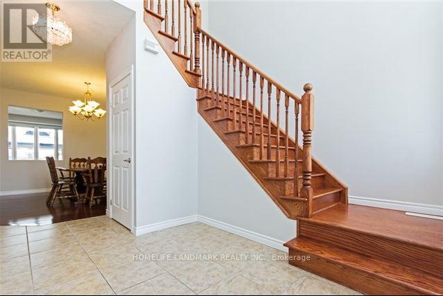 79 Davinci Boulevard, Hamilton, Ontario  L9B 0C4 - Photo 10 - X12457949
