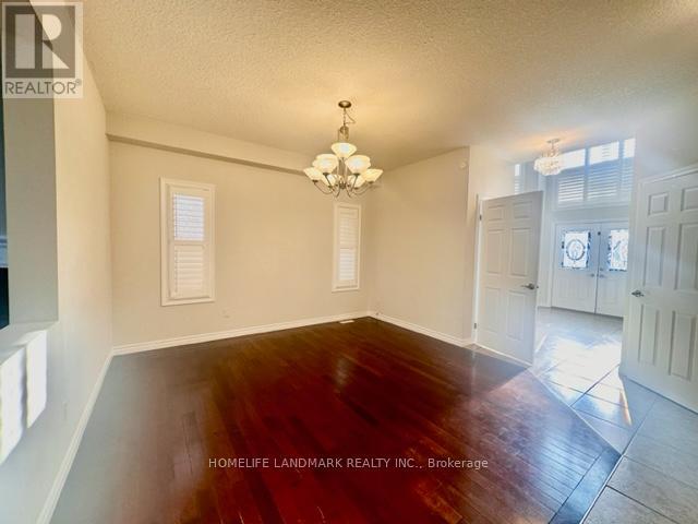 79 Davinci Boulevard, Hamilton, Ontario  L9B 0C4 - Photo 17 - X12457949