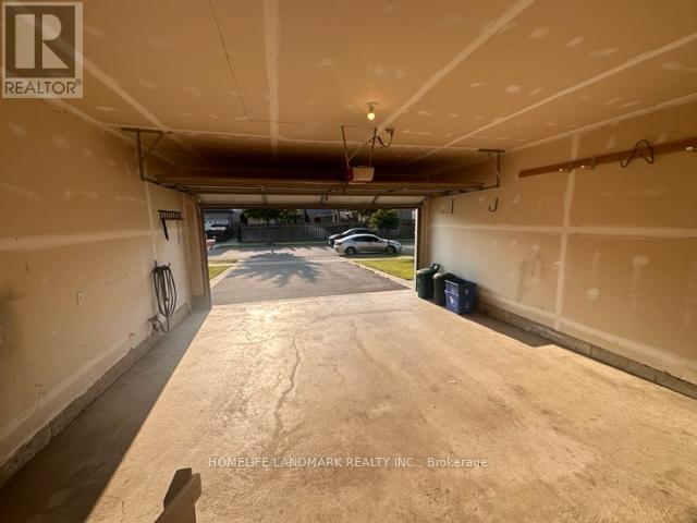 79 Davinci Boulevard, Hamilton, Ontario  L9B 0C4 - Photo 29 - X12457949