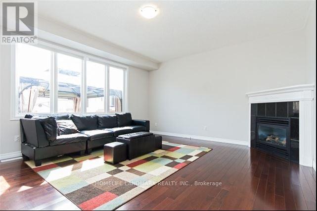 79 Davinci Boulevard, Hamilton, Ontario  L9B 0C4 - Photo 5 - X12457949