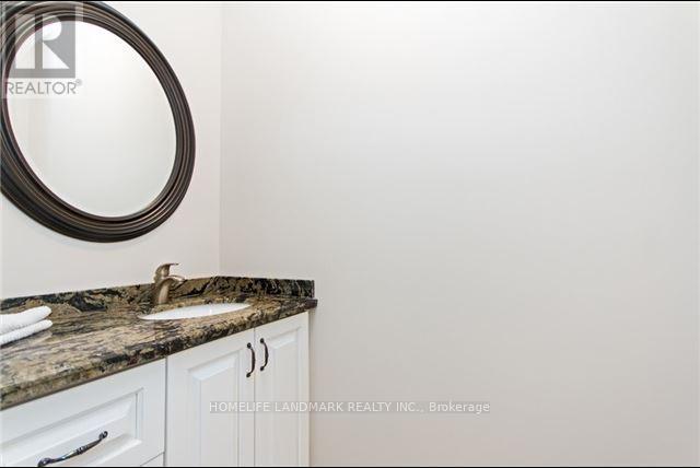 79 Davinci Boulevard, Hamilton, Ontario  L9B 0C4 - Photo 9 - X12457949