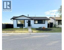 951 Maitland Way NE Marlborough Park