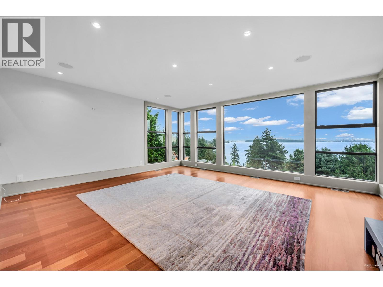 3570 Creery Avenue, West Vancouver, British Columbia  V7V 2M1 - Photo 16 - R3057437
