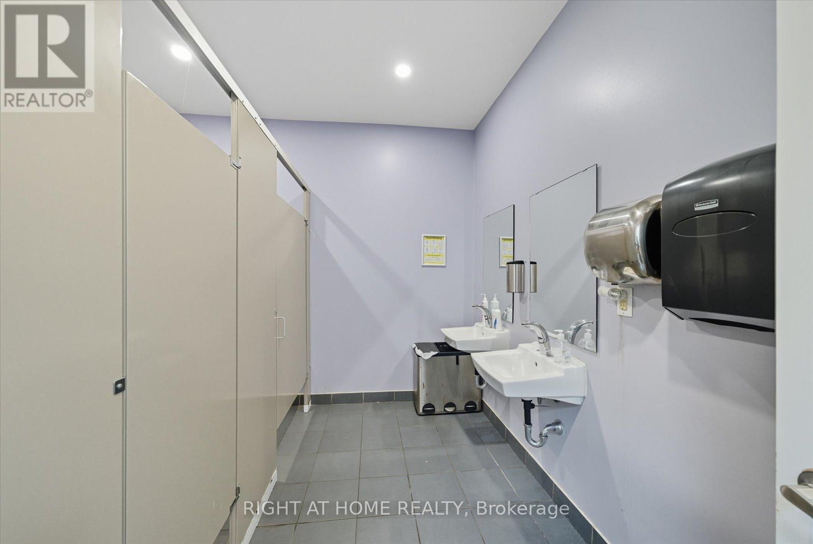 30-32 Progress Avenue, Toronto, Ontario  M1P 2Y4 - Photo 28 - E12457956