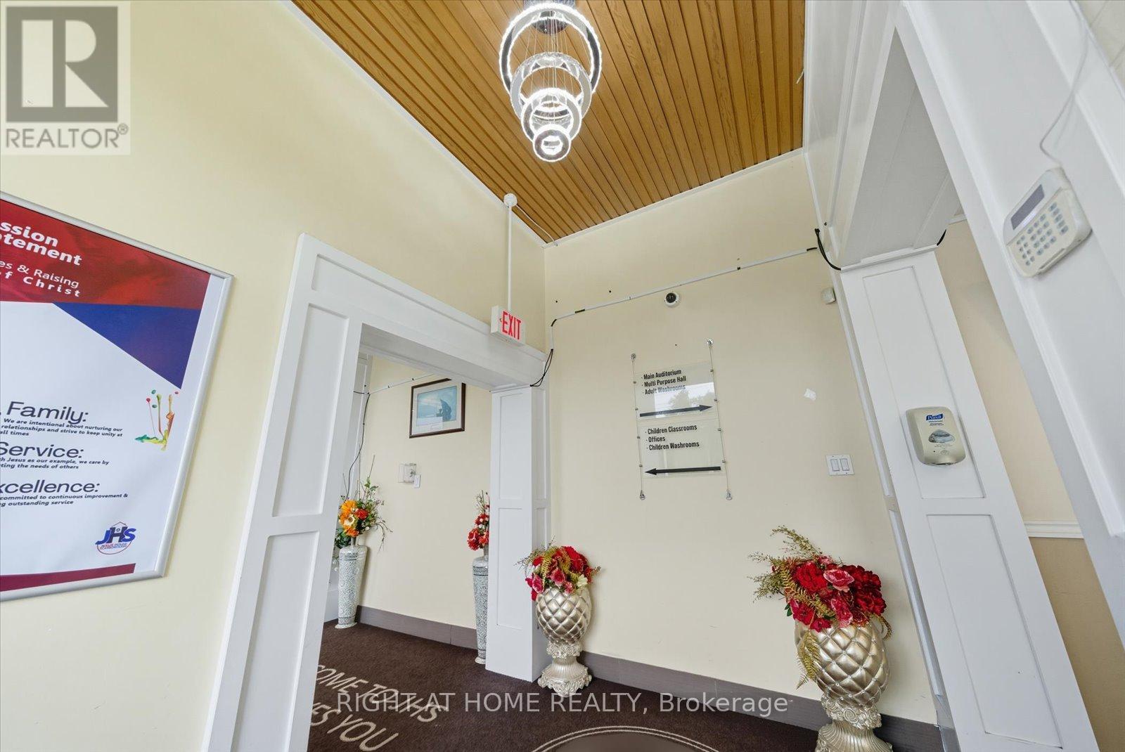 30-32 Progress Avenue, Toronto, Ontario  M1P 2Y4 - Photo 32 - E12457956