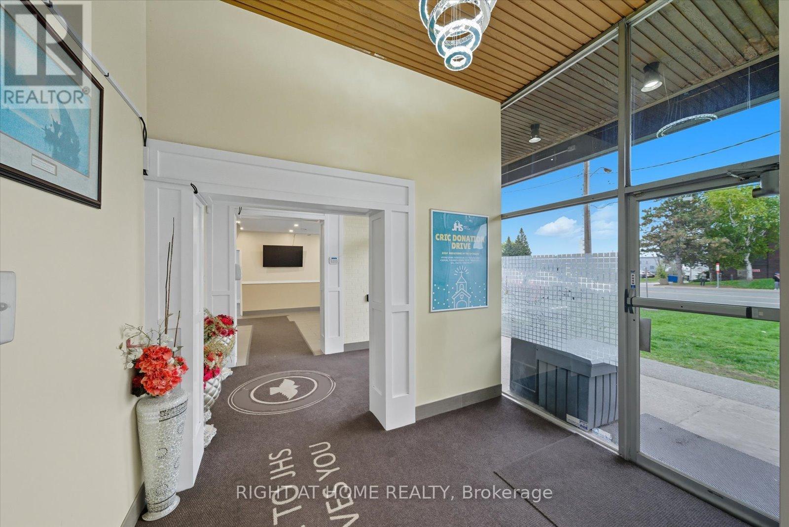 30-32 Progress Avenue, Toronto, Ontario  M1P 2Y4 - Photo 33 - E12457956