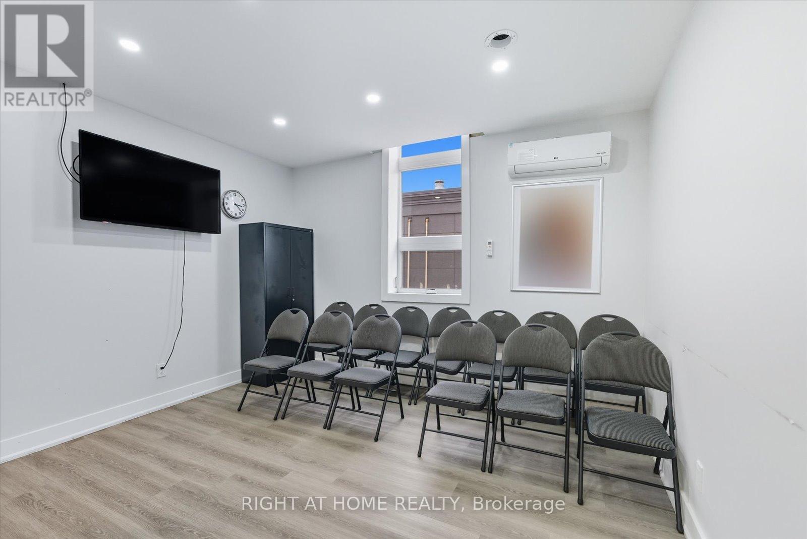 30-32 Progress Avenue, Toronto, Ontario  M1P 2Y4 - Photo 41 - E12457956