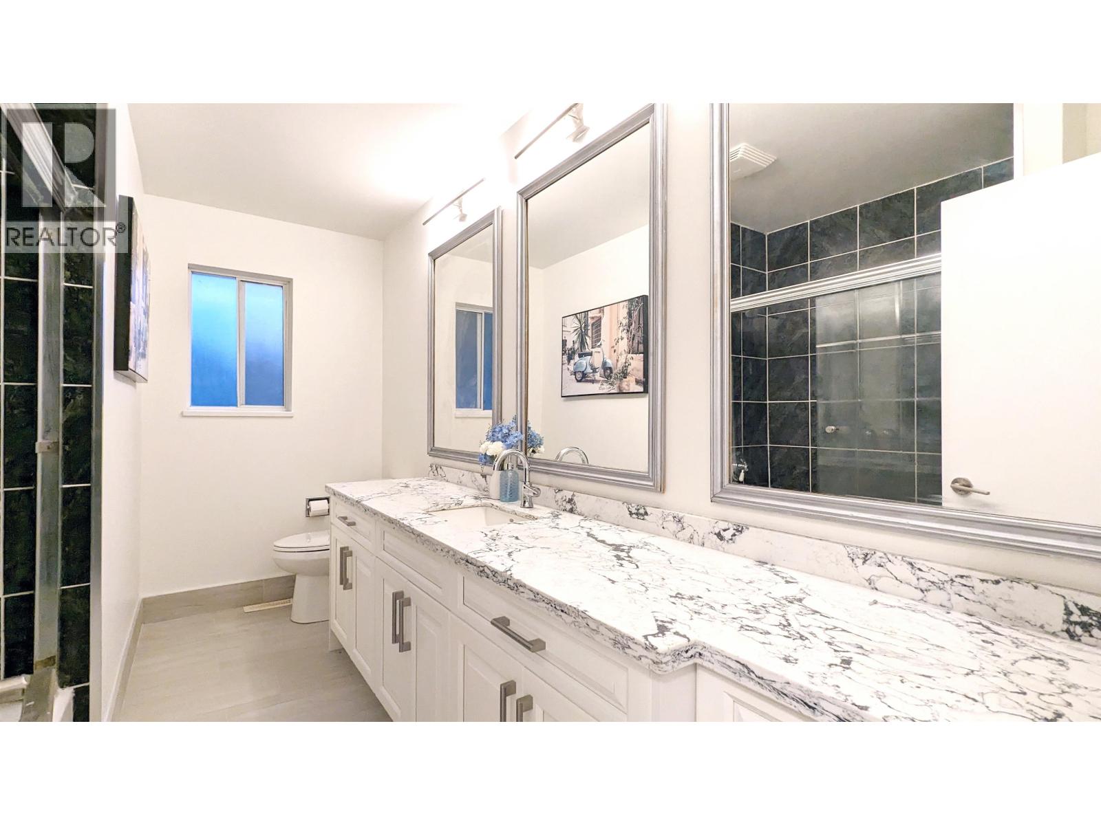 350 52a Street, Delta, British Columbia  V4M 2Z9 - Photo 9 - R3055941