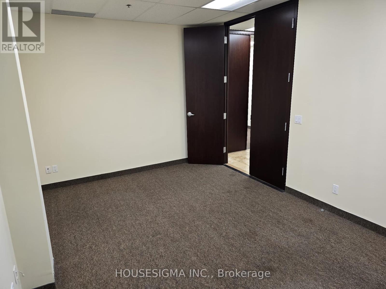 1a - 2nd Fl - 235 Industrial Parkway S, Aurora, Ontario  L4G 3V5 - Photo 2 - N12457967
