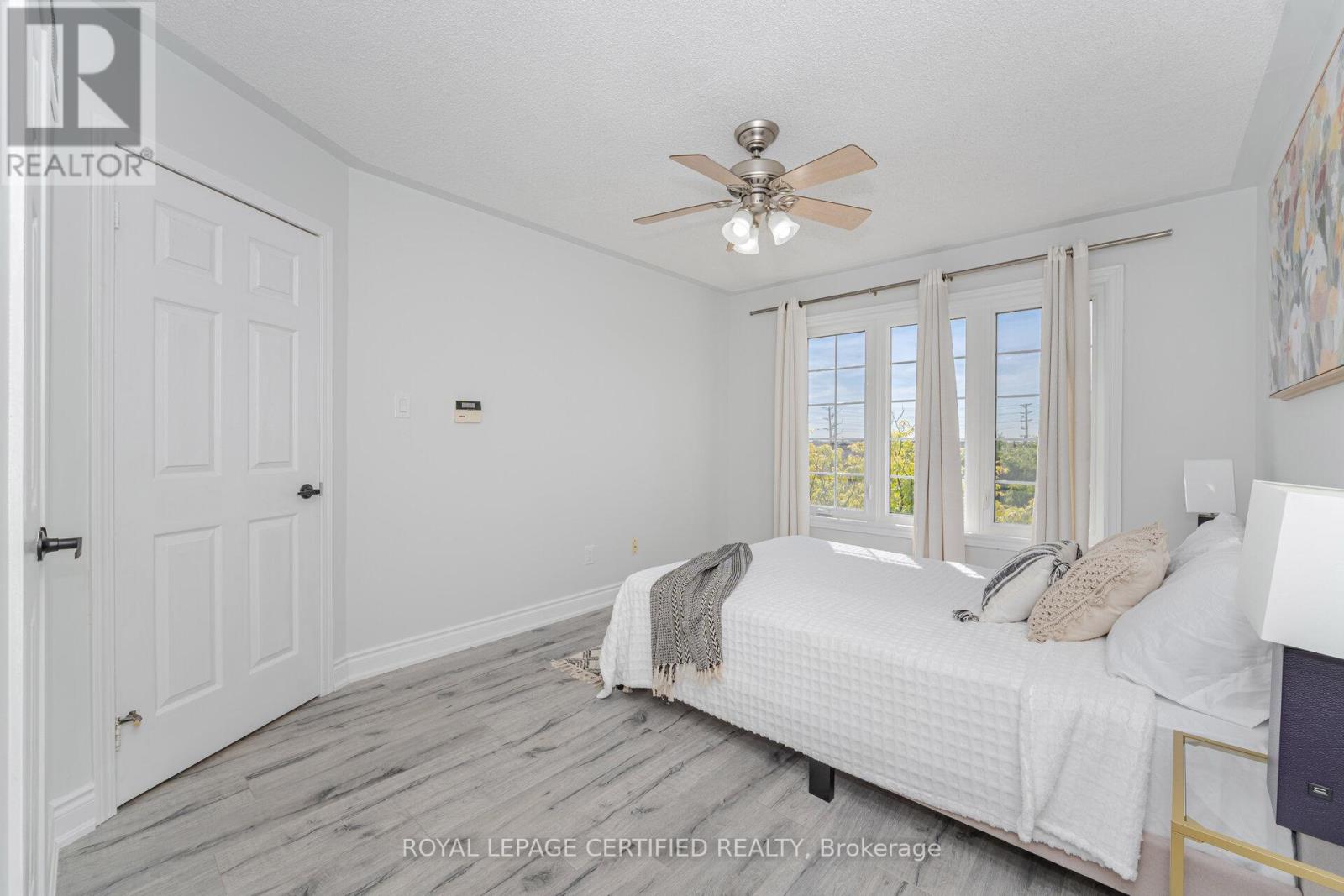 123 Dunlop Court, Brampton, Ontario  L6X 5A6 - Photo 24 - W12457964