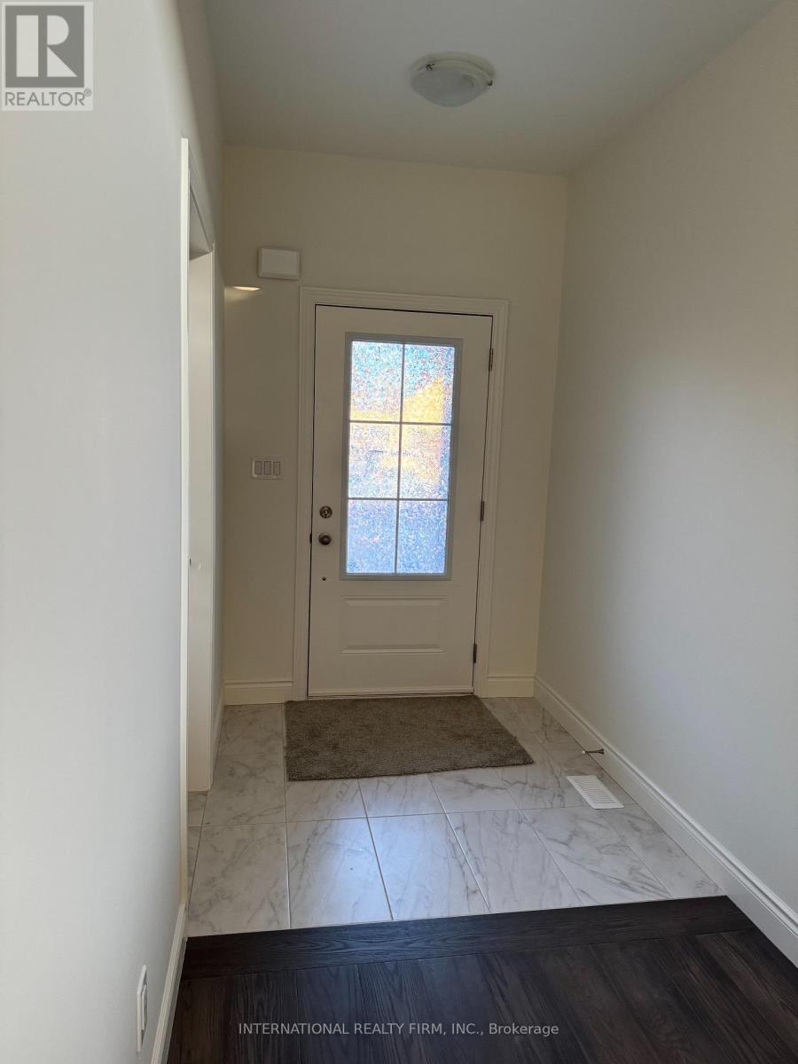 513 Water Road E, Amherstburg, Ontario  N9V 4C5 - Photo 15 - X12457962