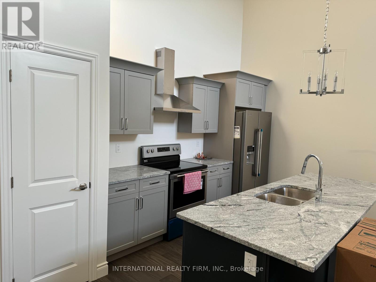 513 Water Road E, Amherstburg, Ontario  N9V 4C5 - Photo 3 - X12457962