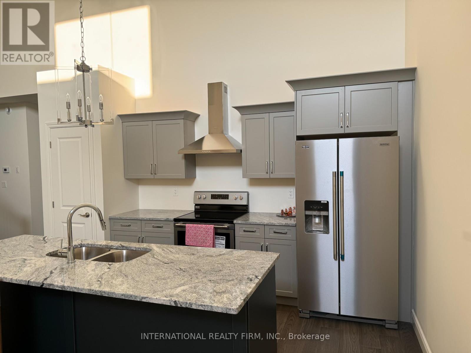 513 Water Road E, Amherstburg, Ontario  N9V 4C5 - Photo 4 - X12457962