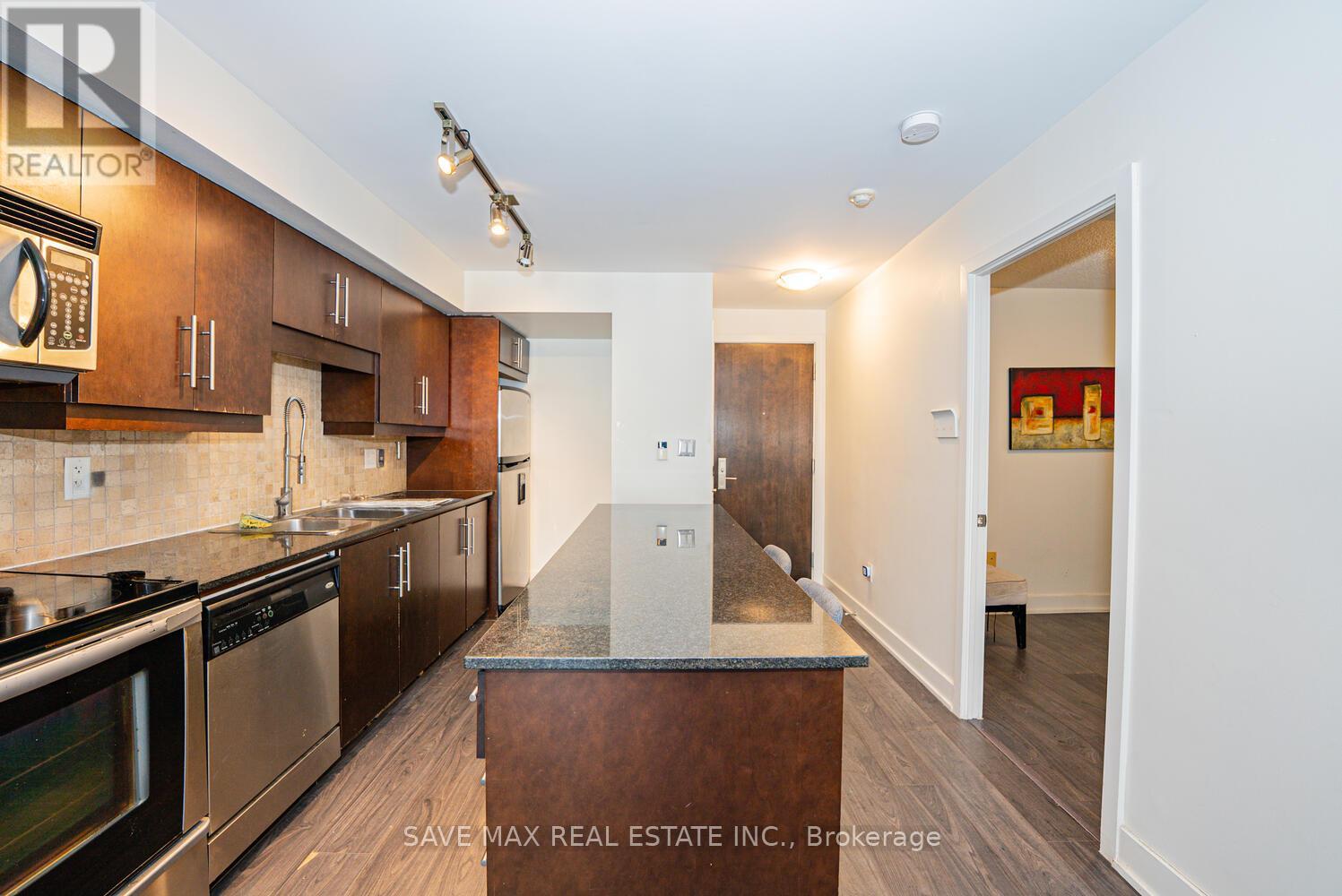 2021 - 20 Blue Jays Way, Toronto, Ontario  M5V 3W6 - Photo 13 - C12457976