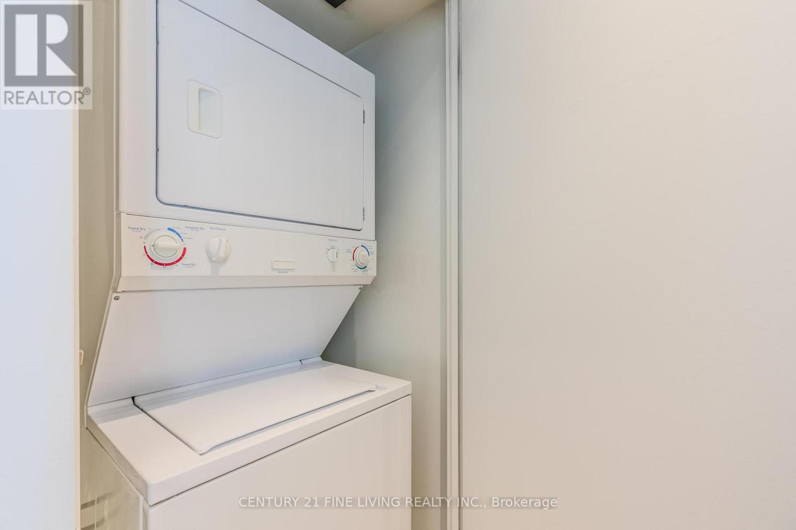 2407 - 208 Queens Quay W, Toronto, Ontario  M5J 2Y5 - Photo 12 - C12457982