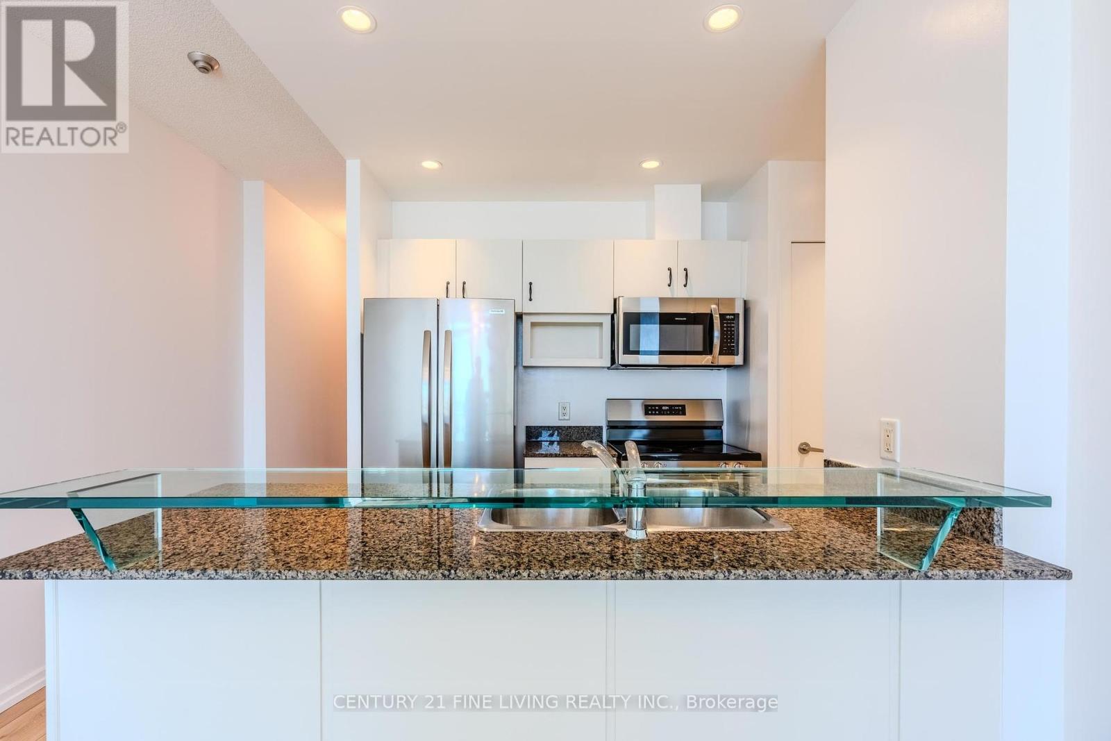 2407 - 208 Queens Quay W, Toronto, Ontario  M5J 2Y5 - Photo 14 - C12457982