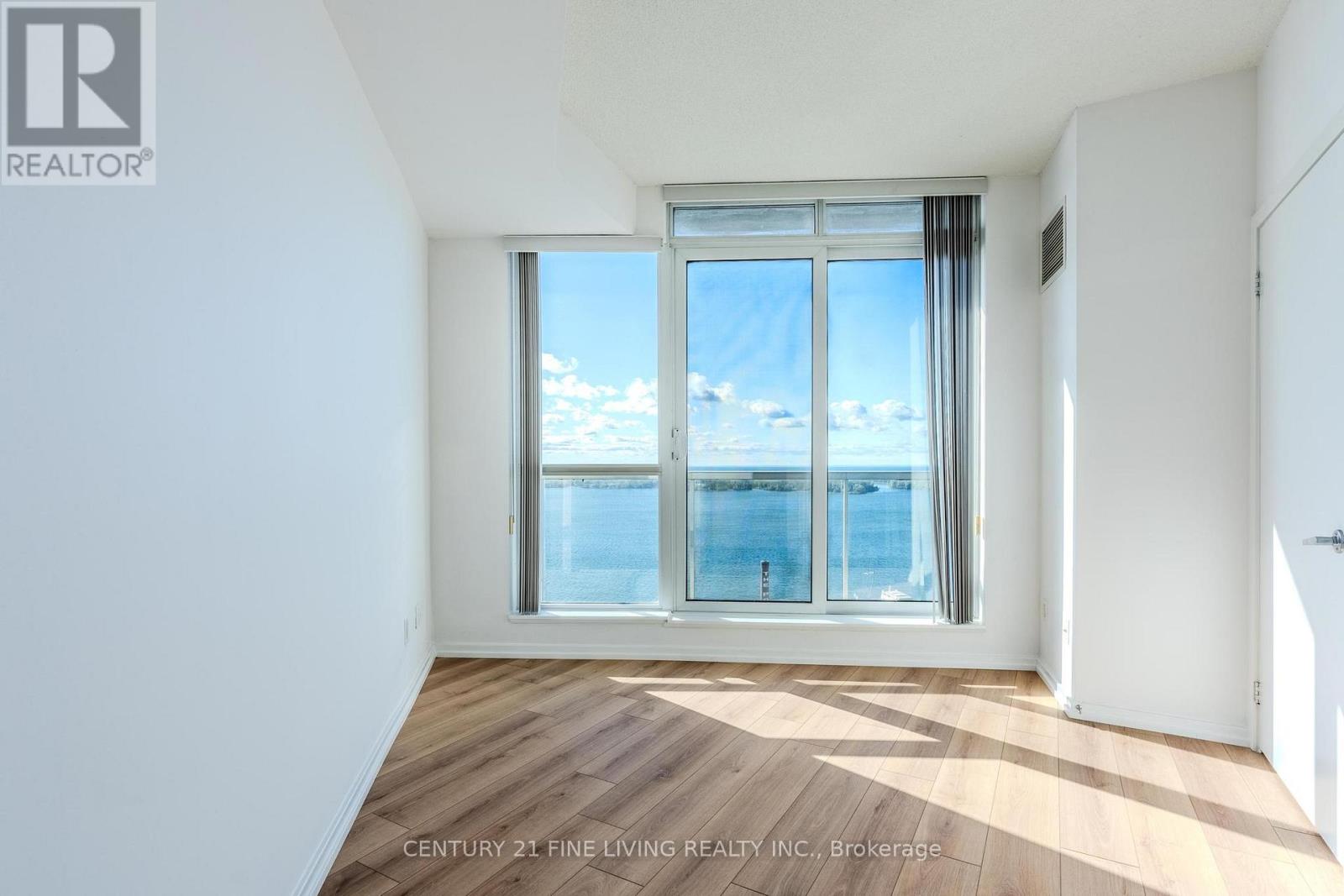 2407 - 208 Queens Quay W, Toronto, Ontario  M5J 2Y5 - Photo 23 - C12457982